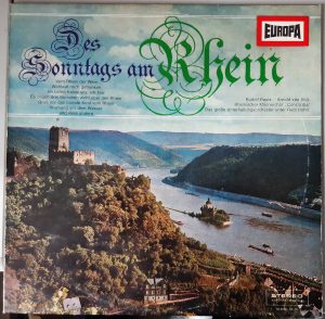Des Sonntags am Rhein