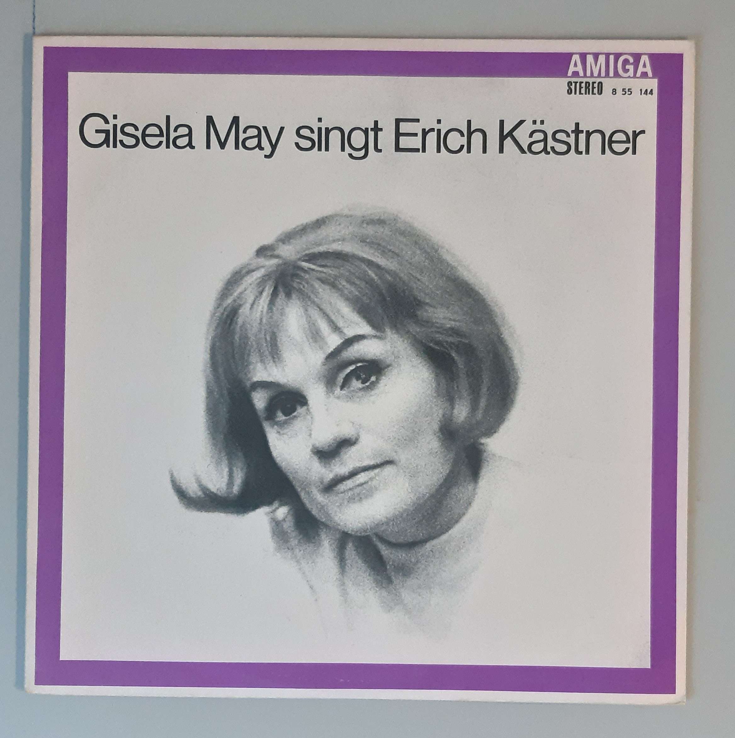 Gisela May – "Gisela May Singt Erich Kästner" (AMIGA – 8 55 144) Cover Vorderseite
