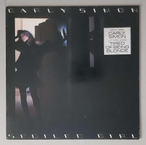 Carly Simon – " Spoiled Girl" (Epic – EPC 26376) Cover Vorderseite