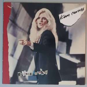 Kim Carnes – "Mistaken Identity" (EMI America – 1A 062-400 008) Cover Vorderseite