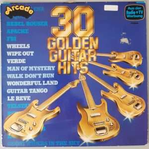 Various – "30 Golden Guitar Hits" (Arcade – ADE G 33) Cover Vorderseite