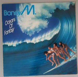 Boney M. – "Oceans Of Fantasy" (Hansa International – 200 888) Cover Vorderseite