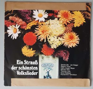 Various – "Ein Strauß Der Schönsten Volkslieder" (AMIGA – 8 55 538) Cover Vorderseite