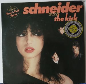 Helen Schneider- " Schneider With The Kick" (WEA - WEA 58294) Cover Vorderseite