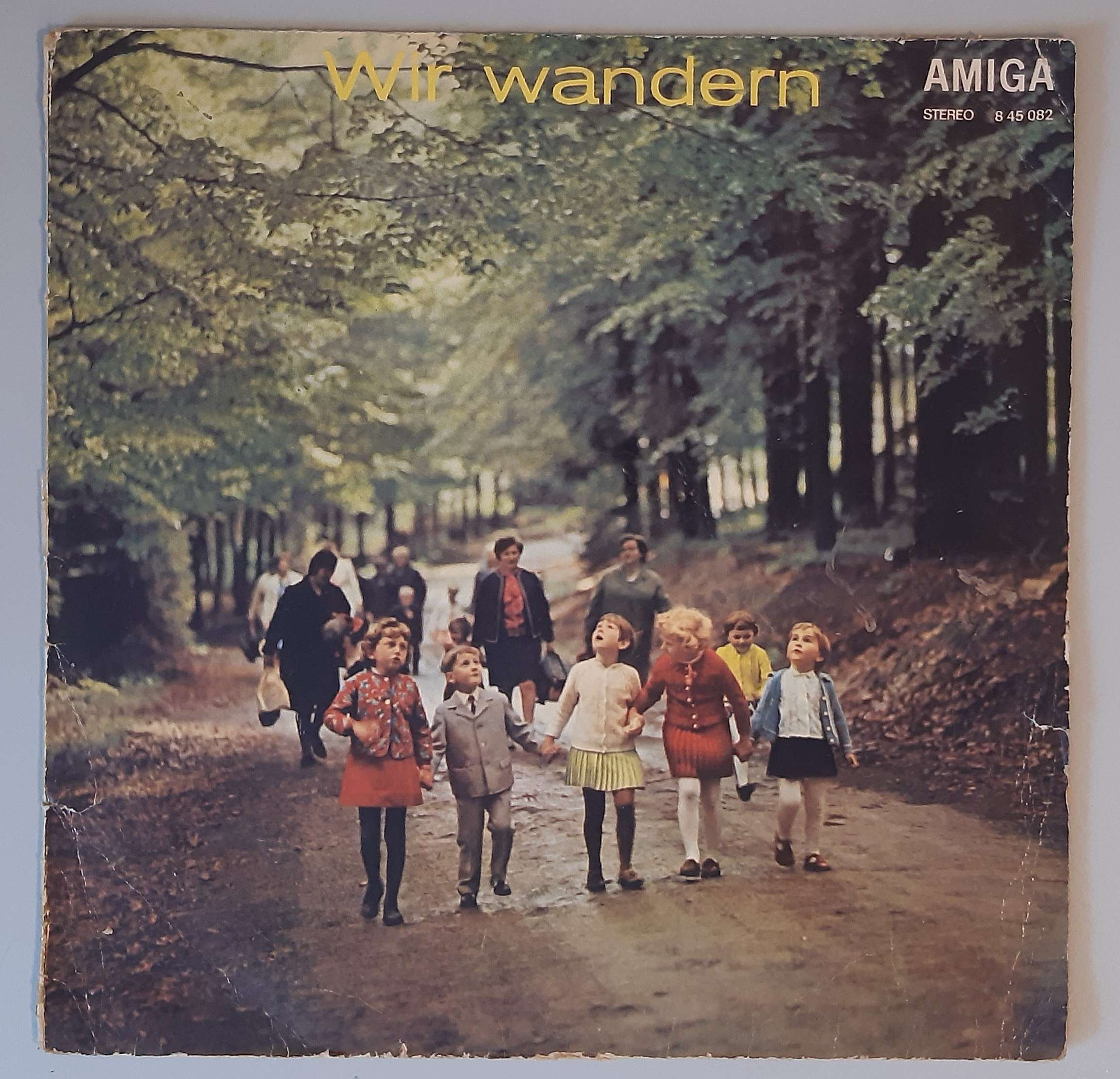 Alfons Bauer Und Großes Orchester – "Wir Wandern" (AMIGA – 8 45 062) Cover Vorderseite