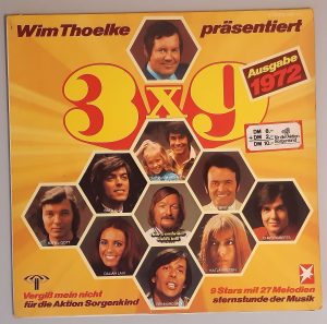 "Wim Thoelke Präsentiert: 3x9 - 9 Stars Mit 27 Melodien" (Stern Musik – 2437 115) Cover Vorderseite