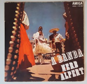 Herb Alpert – "A Banda" (AMIGA – 8 55 228) Cover Vorderseite