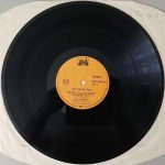 Neil Diamond – "Hot August Night" (UNI Records – MAPS 6385-1-D) Platte Seite 4