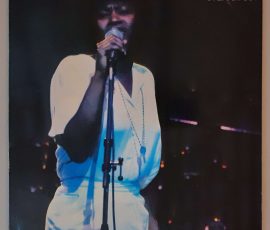 Joan Armatrading – "Steppin' Out" (Hallmark Records – SHM 3176) Cover Vorderseite Joan Armatrading – "Steppin' Out" (Hallmark Records – SHM 3176) Cover Vorderseite