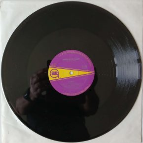 DeBarge – "Rhythm Of The Night" (Gordy) 45 RPM, Maxi-Single (Gordy – ZC 69301) Platte Seite 2 DeBarge – "Rhythm Of The Night" (Gordy) 45 RPM, Maxi-Single (Gordy – ZC 69301) Platte Seite 2