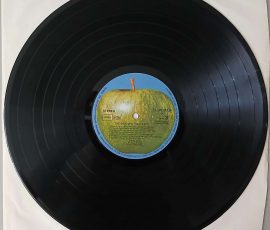 The Beatles– "1967-1970" (Apple Records – 1 C 188-05 309) 2. Platte Seite 3 The Beatles– "1967-1970" (Apple Records – 1 C 188-05 309) 2. Platte Seite 3