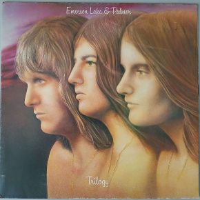 Emerson, Lake & Palmer – "Trilogy" (Manticore – 87 227 XOT) Cover Vorderseite Emerson, Lake & Palmer – "Trilogy" (Manticore – 87 227 XOT) Cover Vorderseite