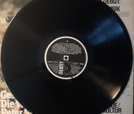 Various – Debüt LP / Zeitschrift Ausgabe 6 (Nr. 06) (Debüt – 05.1984) Platte Seite 1 Various – Debüt LP / Zeitschrift Ausgabe 6 (Nr. 06) (Debüt – 05.1984) Platte Seite 1