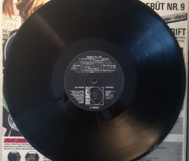 Various – Debüt Zeitschrift Mit LP Nummer 09 (Debüt – 206 519-965) Platte Seite 1 Various – Debüt Zeitschrift Mit LP Nummer 09 (Debüt – 206 519-965) Platte Seite 1