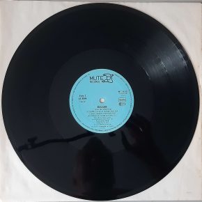 Erasure – "Who Needs Love Like That" (Mute – INT 126.833) Platte Seite 2