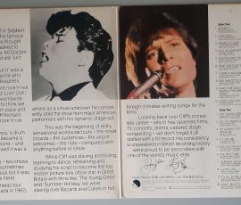 Cliff Richard – "40 Golden Greats" (EMI – EMTVS6) Gatefold Cliff Richard – "40 Golden Greats" (EMI – EMTVS6) Gatefold