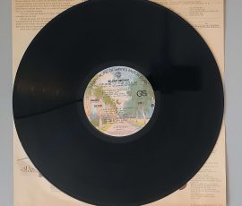 Bellamy Brothers – "Featuring "Let Your Love Flow" (And Others)" (Curb Records - BS 2941) Platte Seite 1 Bellamy Brothers – "Featuring "Let Your Love Flow" (And Others)" (Curb Records - BS 2941) Platte Seite 1