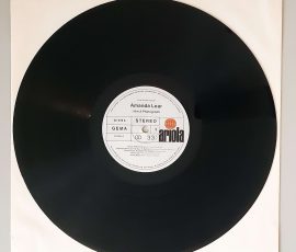 Amanda Lear – "I Am A Photograph" (Ariola – 665 786) Platte Seite 1 Amanda Lear – "I Am A Photograph" (Ariola – 665 786) Platte Seite 1