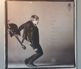 Bryan Adams – "Cuts Like A Knife" (A&M Records – AMLH 64919) Cover Rückseite Bryan Adams – "Cuts Like A Knife" (A&M Records – AMLH 64919) Cover Rückseite