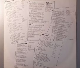 Bots – "Entrüstung" (Musikant – 1 C 064-64 608) Schutzhülle2 Bots – "Entrüstung" (Musikant – 1 C 064-64 608) Schutzhülle2