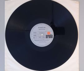 Amanda Lear – "Sweet Revenge" (Ariola – 200 202) Platte Seite 1 Amanda Lear – "Sweet Revenge" (Ariola – 200 202) Platte Seite 1