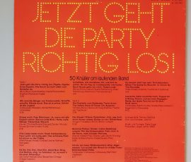 Orchester "Allotria" – Jetzt Geht Die Party Richtig Los (50 Knüller Am Laufenden Band) (AMIGA – 8 55 882) Cover Rückseite Orchester "Allotria" – Jetzt Geht Die Party Richtig Los (50 Knüller Am Laufenden Band) (AMIGA – 8 55 882) Cover Rückseite