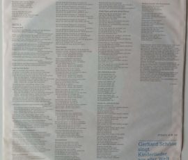 Gerhard Schöne- "Gerhard Schöne singt Kinderlieder aus aller Welt" (AMIGA – 8 45 312) Schutzhülle2 Gerhard Schöne- "Gerhard Schöne singt Kinderlieder aus aller Welt" (AMIGA – 8 45 312) Schutzhülle2