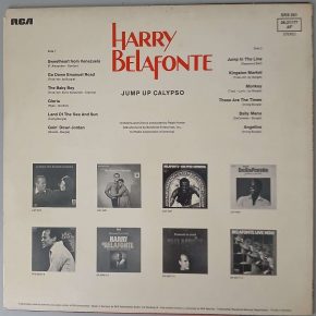 Harry Belafonte – "Jump Up Calypso" (RCA Victor – SRS 561) Cover Rückseite Harry Belafonte – "Jump Up Calypso" (RCA Victor – SRS 561) Cover Rückseite