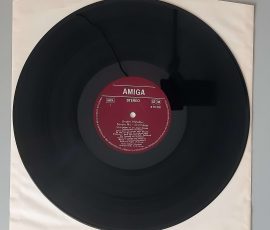 Sandra Mo & Jan Gregor – "Unsere Melodie" (AMIGA – 8 55 590) Platte Seite 1 Sandra Mo & Jan Gregor – "Unsere Melodie" (AMIGA – 8 55 590) Platte Seite 1