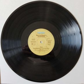 Manfred Mann`s Earthband– "Watch" (Bronze Records - 525 762) Platte Seite 2 Manfred Mann`s Earthband– "Watch" (Bronze Records - 525 762) Platte Seite 2