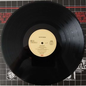 Kate Bush – "Lionheart" (EMI – 1C 038 1575471) Platte Seite 1 Kate Bush – "Lionheart" (EMI – 1C 038 1575471) Platte Seite 1