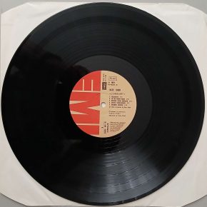 Kate Bush – "Lionheart" (EMI – 3C 064-06859) Platte Seite 2 Kate Bush – "Lionheart" (EMI – 3C 064-06859) Platte Seite 2