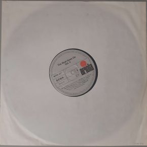 Various – "The Beat Goes On Vol. 3" (Ariola – 88 745 XAT) Schutzhülle Various – "The Beat Goes On Vol. 3" (Ariola – 88 745 XAT) Schutzhülle