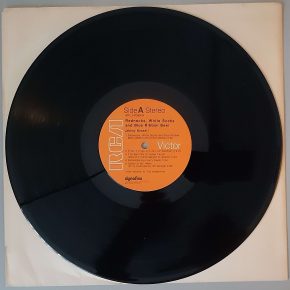 Johnny Russell – "Rednecks, White Socks And Blue Ribbon Beer" (RCA – APL1-0345) Platte Seite 1 Johnny Russell – "Rednecks, White Socks And Blue Ribbon Beer" (RCA – APL1-0345) Platte Seite 1