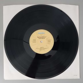 Manfred Mann`s Earthband– "Watch" (Bronze Records - S 25 762) Platte Seite 1 Manfred Mann`s Earthband– "Watch" (Bronze Records - S 25 762) Platte Seite 1