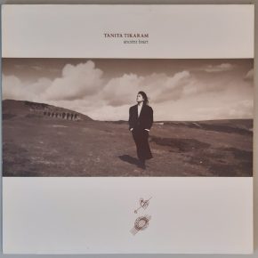 Tanita Tikaram – "Ancient Heart" (WEA – 243877 -1) Cover Vorderseite Tanita Tikaram – "Ancient Heart" (WEA – 243877 -1) Cover Vorderseite