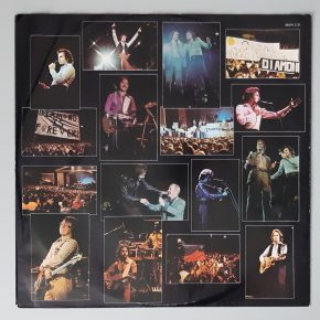Neil Diamond "Love At The Greek Recorded Live At The Greek Theatre" (CBS – 95001) 2. Schutzhülle2 Neil Diamond "Love At The Greek Recorded Live At The Greek Theatre" (CBS – 95001) 2. Schutzhülle2
